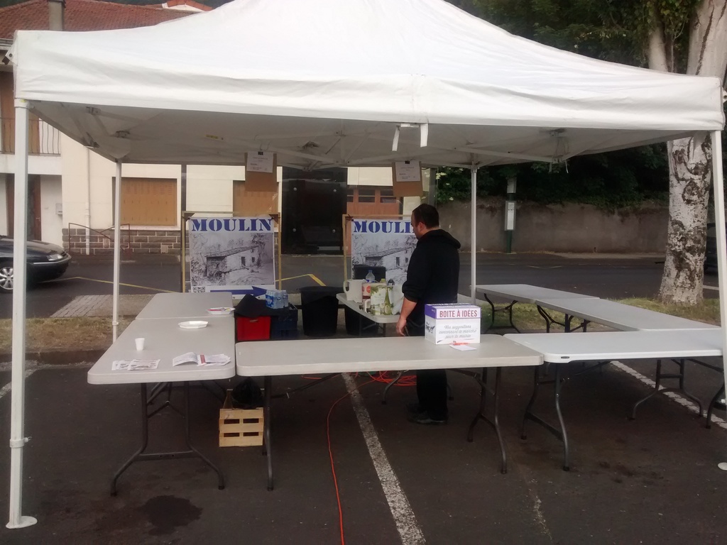 Buvette_marche_30mai2015